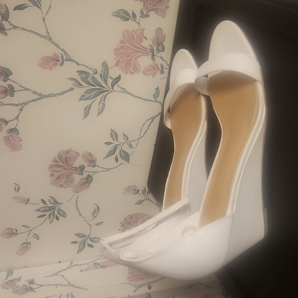 "White Out" Sandal